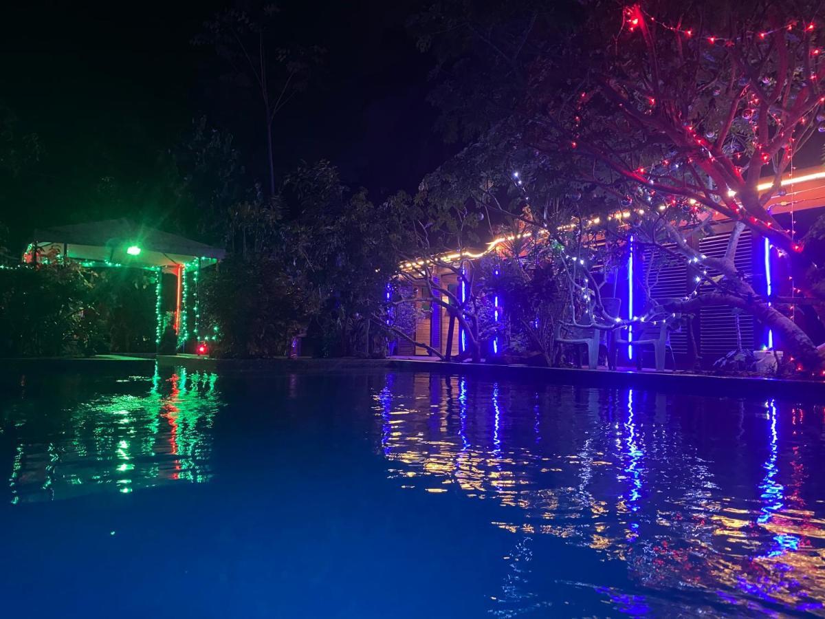 Tamanredjo Taman Indah Resort מראה חיצוני תמונה