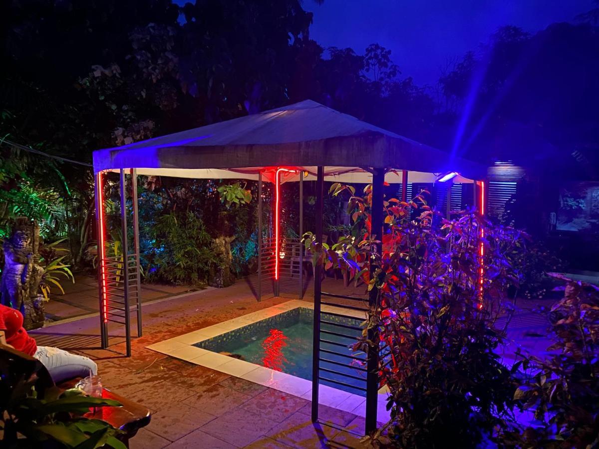 Tamanredjo Taman Indah Resort מראה חיצוני תמונה