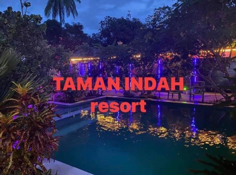 Tamanredjo Taman Indah Resort מראה חיצוני תמונה