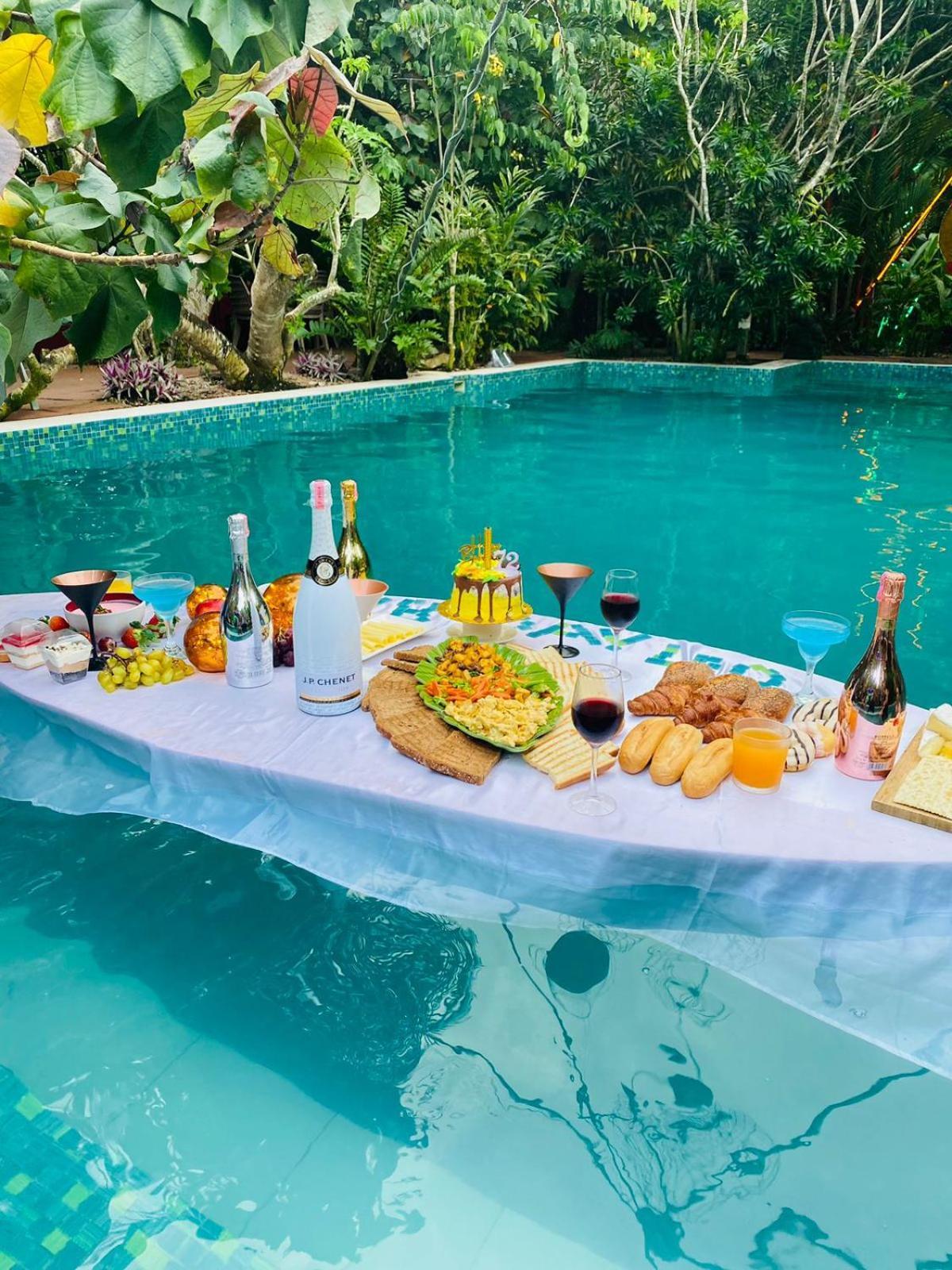 Tamanredjo Taman Indah Resort מראה חיצוני תמונה